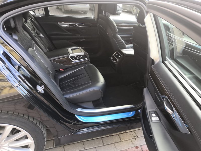 BMW 7 серии VI (G11/G12) Рестайлинг