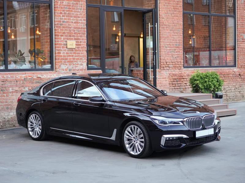 BMW 7 серии VI (G11/G12) Рестайлинг