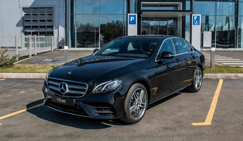 Mercedes E 213