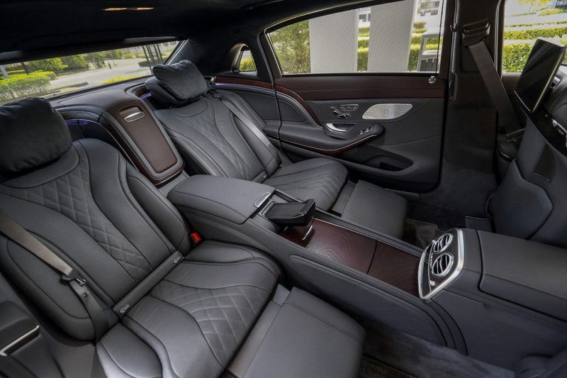 Mercedes S Maybach