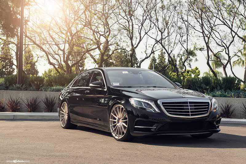 Mercedes S 222