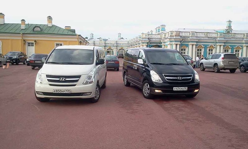 Hyundai Grand Starex