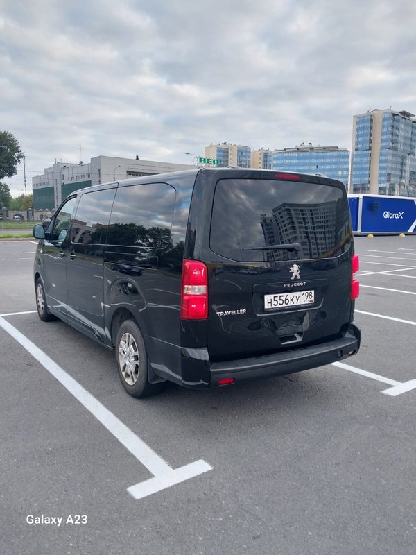 Peugeot Traveller