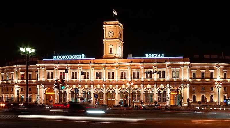 Такси на вокзалы Санкт-Петербурга